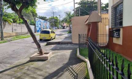 Apartamento com 2 dormitórios para alugar, 61 m² por R$ 1.685,00/mês - Praça Seca - Rio de Janeiro/RJ