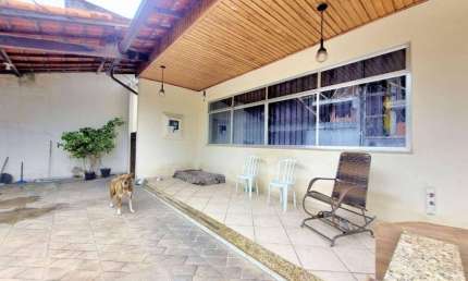 Casa à venda por R$ 820.000,00 - Vila Valqueire - Rio de Janeiro/RJ