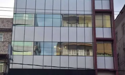 Sala Comercial à venda em Vila Valqueire, 33 m² por R$ 169.000.