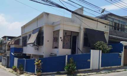 Casa à venda, 145 m² por R$ 210.000,00 - Vila Valqueire - Rio de Janeiro/RJ