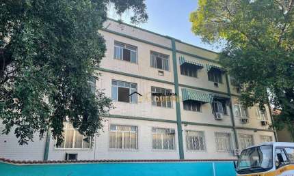 Apartamento com 2 dormitórios à venda, 60 m² por R$ 250.000,00 - Vila Valqueire - Rio de Janeiro/RJ