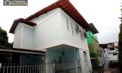 Casa com 2 dormitórios à venda, 100 m² por R$ 330.000,00 - Marechal Hermes - Rio de Janeiro/RJ