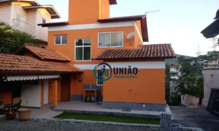 Casa com 4 quartos à venda, 227 m² por R$ 790.000 - Sape - Niterói/RJ