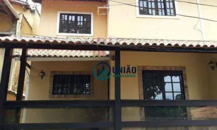 Casa com 2 dormitórios à venda, 76 m² por R$ 252.000,00 - Santa Bárbara - Niterói/RJ
