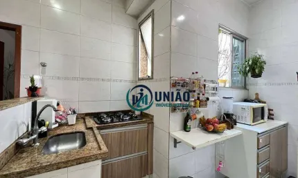 Lindo apartamento com 2 dormitórios, vista livre, excelente localização !