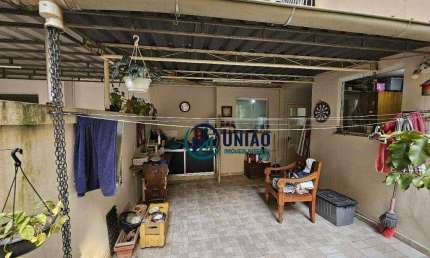 Ótimo apartamento com área externa, 2 dormitórios, uma vaga !