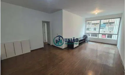 Excelente apartamento com 2 dormitórios, sendo uma suíte, uma vaga, em frente ao Campo de São Bento!!