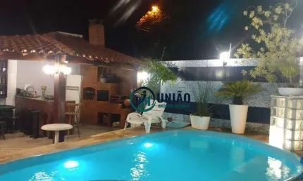 Casa com 3 quartos à venda, 260 m² por R$ 895.000 - Itaipu - Niterói/RJ