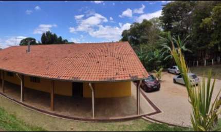Chácara 5500 m²/ Casa ampla avarandada/ 5 Dorm/ Espaço Gourmet/ Mairinque