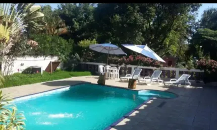 Linda chácara 1400 m²/ Lareira/ Espaço Gourmet/ Quiosque/ Piscina/ Araçoiaba