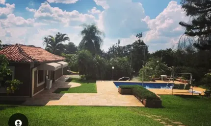 Chácara em Sarapuí 20 mil m²/ 8 dorm./7 wc´s/ Lazer com Piscina e salão de jogos