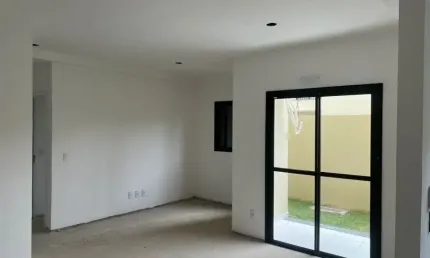 Apto térreo novo à venda com 2 dorm./ suíte/ quintal/ lazer/ à 2 min. do centro