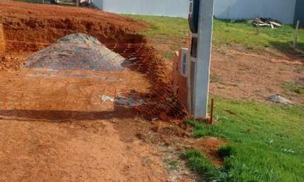 Terreno à venda plano/ 180 m²/ Villagio Ipanema/ Só 195 mil