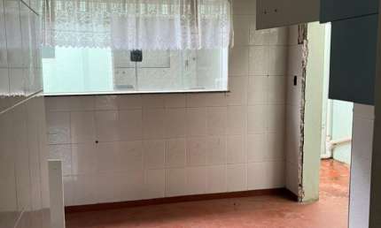 Casa comercial ou residencial/ 111 m²/ Ótima localização/ Vl. Independência