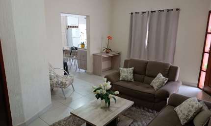 Casa com 117 m²/ 4 Dorm./ 3 Wc´s/ 2 Vagas/ Ac. Av. Octávio Augusto Rangel