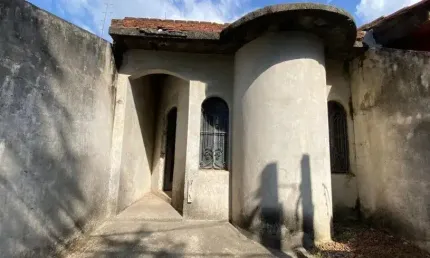 Casa térrea à venda/ 2 Dorm./ Suíte/ 2 Wc´s/ Vila Jardini/ Só R$ 250 mil
