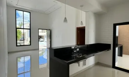 Casa térrea em cond./ 3 suítes/ área gourmet/ 4 wc´s/ ac. av. elias maluf