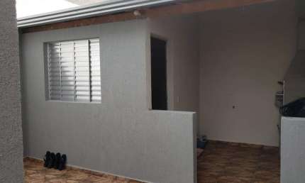 Casa térrea à venda/ 2 Dorm./ Área Gourmet/ Pq. São Bento/ Só R$ 275 mil