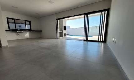 Sobrado em cond./ 3 Suítes/ Piscina/ Área Gourmet/ Lazer/ Ac. Av. Victor Andrew