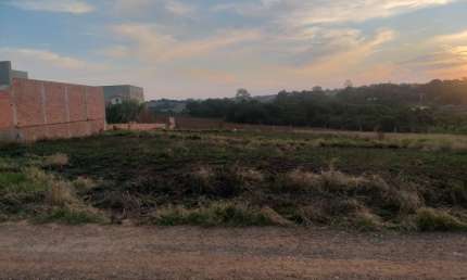 Terreno à venda 1.000 m²/ Jundiaquara/ Ac. Est. Dr. Celso Charuri/ Só R$ 170 mil