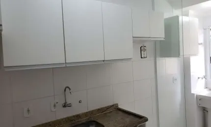 Apto à venda na Av. São Paulo/ Cozinha planejada/ 2 Dorm./ Lazer/ Só 260 mil