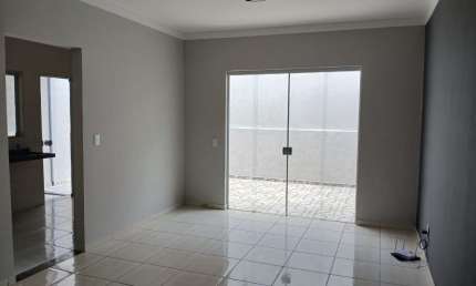 Casa à venda/ 3 Dorm./ Suíte/ Quintal/ Ac. Av. Elias Maluf/ Só R$ 480 mil