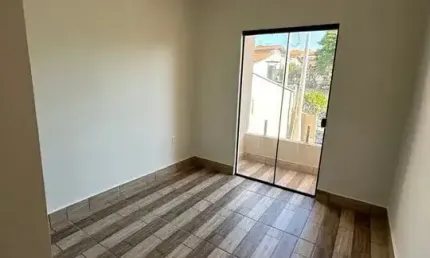 Sobrado à venda/ 2 dorm./ 2 wc´s/ sacada/ vila almeida/ só 250 mil