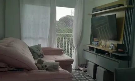 Apto à venda/ 2 Dorm./ Sacada/ Lazer completo/ Jd. Guarujá/ Só 245 mil