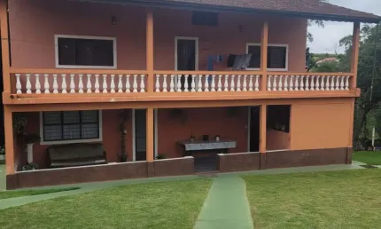 Chácara à venda/ 2.406 m²/ 4 dorm./ área gourmet/ pomar/ só 724 mil