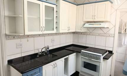 Apto no Campolim com Planejados/ 2 Dorm./ Sacada/ Lazer/ Aluguel 2.300,00