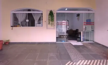 Casa à venda Jd. Gutierres/ 3 dorm./ Suíte/ Edícula/ 2 vagas/ 525 mil