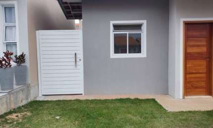 Casa em Cond. Fechado/ 2 Dorm./ Lazer/ Ac. Av. Américo Figueiredo
