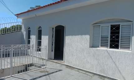 Casa à venda Vila Jardni/ 2 dorm./ 3 vagas/ Edícula/ 530 mil