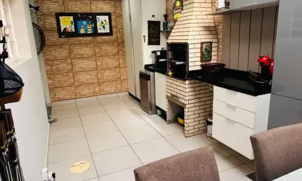 Casa térrea/ Espaço gourmet retrátil/ 2 dorm./ Suíte/ 3 vagas/ Ac. Alameda Horto