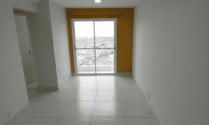 Apto com planejados/ sacada/ andar alto/ ac. raposo tavares/ aluguel 1.400,00