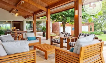 Lindíssima casa de campo mobiliada à venda na fazenda da grama