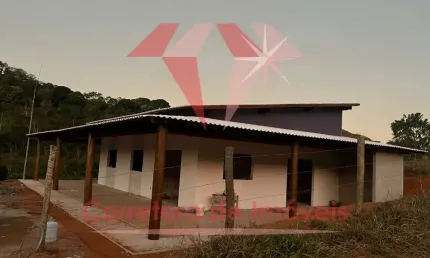 Casa com 3 quartos à venda no distrito timbui, fundão  por r$ 650.000
