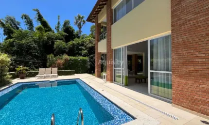 Casa magnifica disponível para venda na Praia de São Pedro - Guarujá