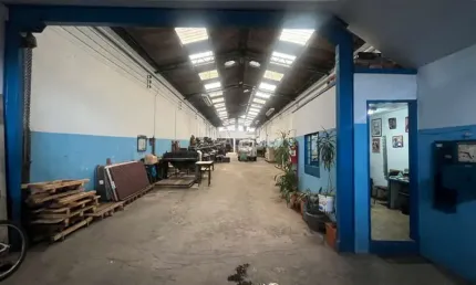 Galpão para locação comercial com 480m² no Alto da Mooca - São Paulo.