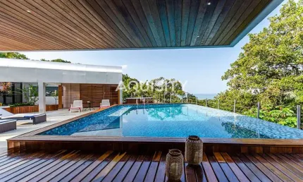 Casa com vista para o mar a venda na Praia do Iporanga - Guarujá