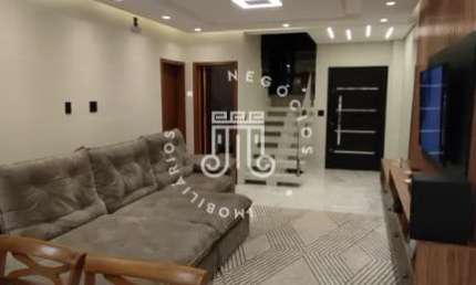 Casa com 3 quartos à venda na Rua Professora Albertina Fortarel, 69, Jardim Santa Adelaide, Jundiaí