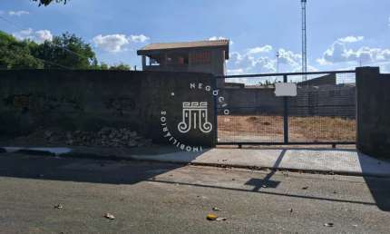 TERRENO PARA LOCAÇÃO COM 557 M², LOCALIZADO NO BAIRRO PARQUE SÃO LUIZ, NA CIDADE DE JUNDIAÍ-SP.