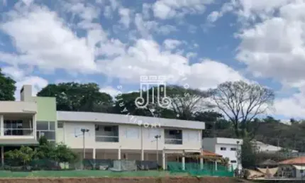 CHÁCARA DE RUA COMPLETA COM POMAR E LAGO NO JARDIM ITÁLIA EM JUNDIAÍ/SP