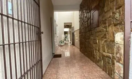 CASA - SOBRADO À VENDA COM 03 DORMITÓRIOS LOCALIZADA NO BAIRRO VILA SANTA ROSA EM JUNDIAÍ-SP.