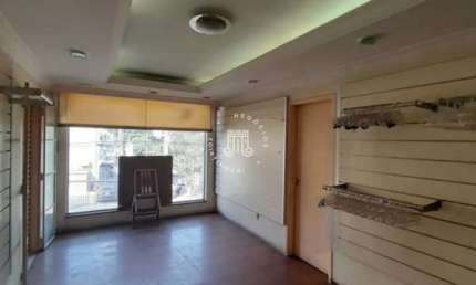 SOBRADO COMERCIAL OU RESIDENCIAL PARA LOCAÇÃO OU VENDA NO BAIRRO VILA VIANELO - CIDADE DE JUNDIAÍ/SP
