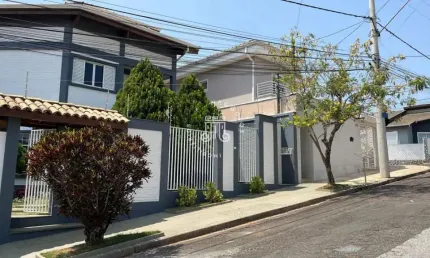 CASA À VENDA , SOBRADO COM 03 DORMITÓRIOS - JARDIM PAULISTA - JUNDIAÍ/SP