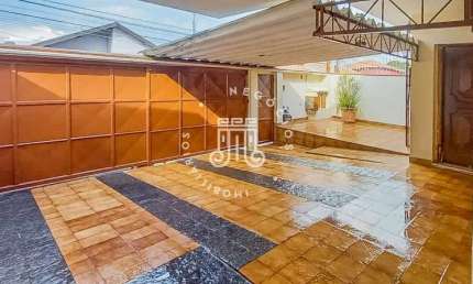 CASA À VENDA NO BAIRRO VILA PROGRESSO COM 05 DORMITÓRIOS, COM 262,00 m² EM JUNDIAÍ-SP.