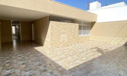 CASA RECÉM REFORMADA À VENDA COM 3 DORMITÓRIOS E EDÍCULA, VILA PROGRESSO, JUNDIAÍ-SP