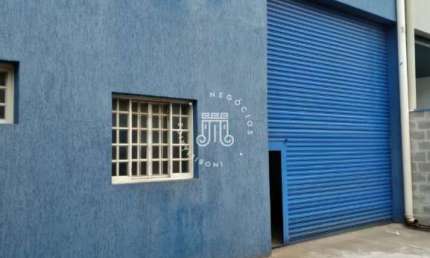 GALPÃO INDUSTRIAL/COMERCIAL À VENDA LOCALIZADO NO BAIRRO SANTO ANTÔNIO EM LOUVEIRA-SP.