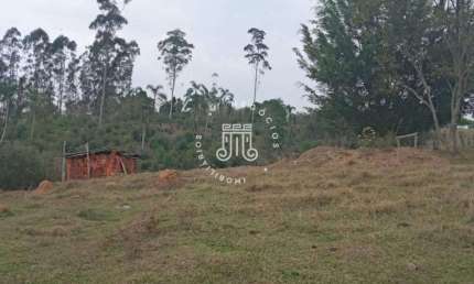 TERRENO A VENDA NO BAIRRO RIO ACIMA (MONTERREY) EM LOUVEIRA/SP